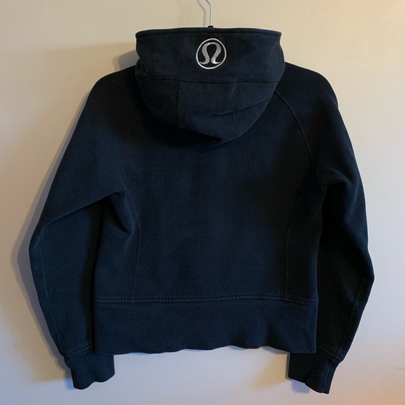 Lululemon pure black size 6 scuba hoodie
